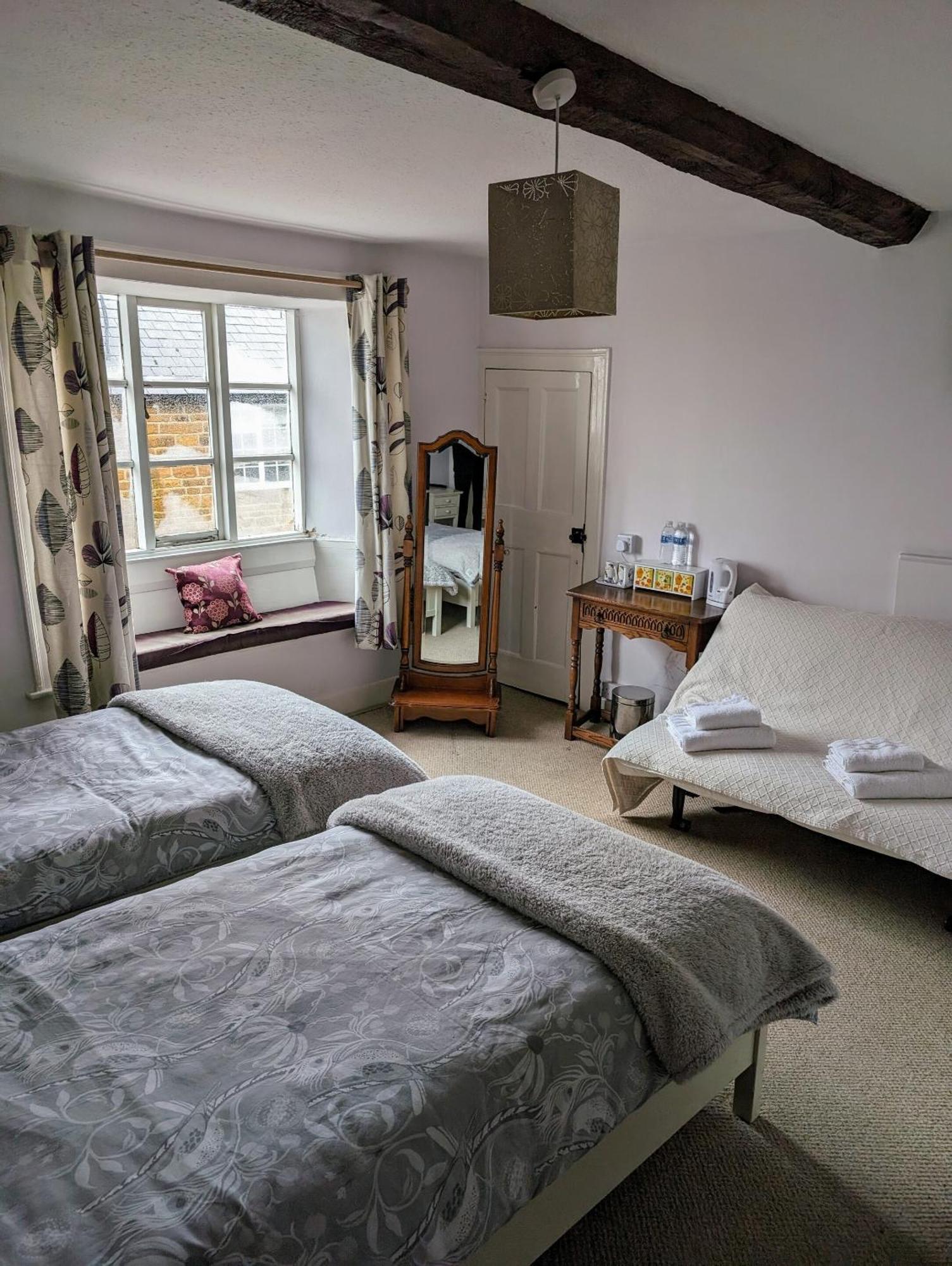 Bed and Breakfast Bartholomew Arms Maidford Exterior foto