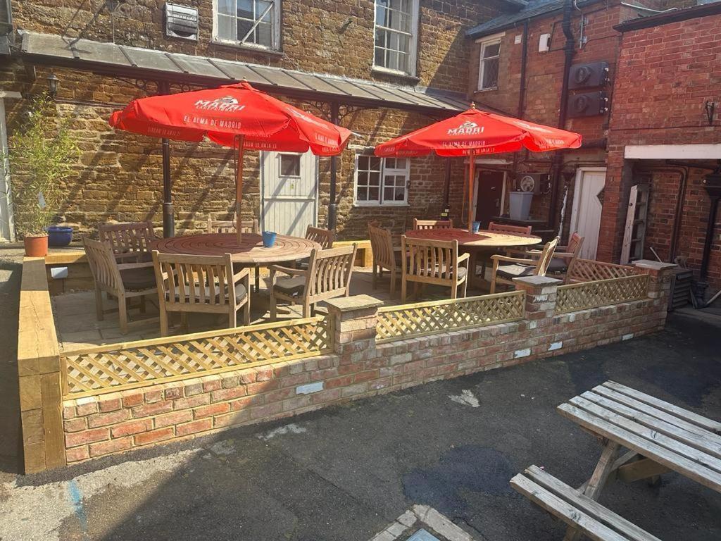 Bed and Breakfast Bartholomew Arms Maidford Exterior foto